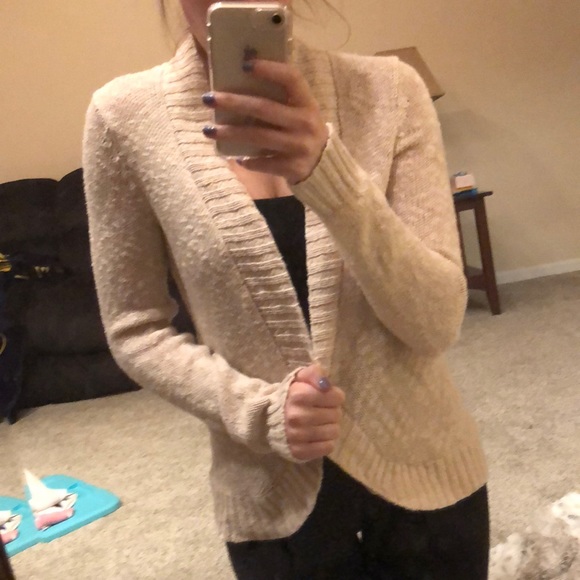 Tan Sweater - Picture 5 of 7